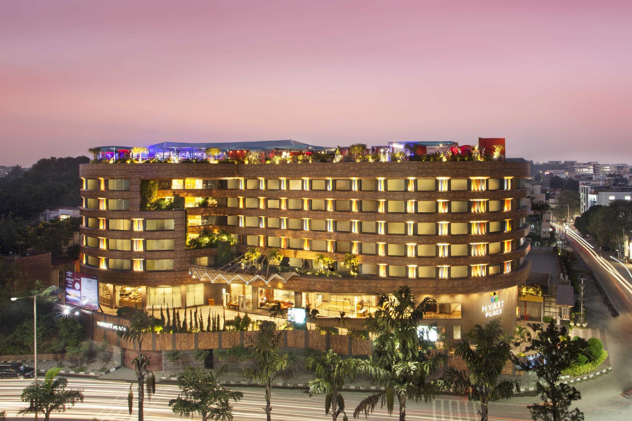 Hyatt Place Hyderabad Banjara Hills Dış mekan fotoğraf The Park, Hyderabad